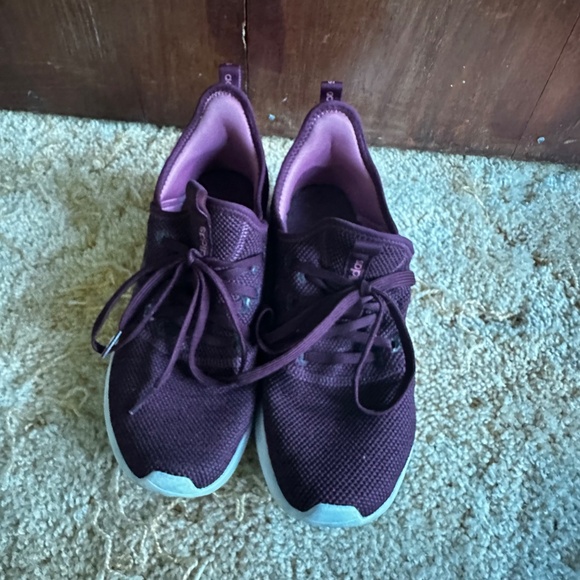 Maroon Adidas Cloudfoam. Size 8 1/2. - Picture 1 of 8